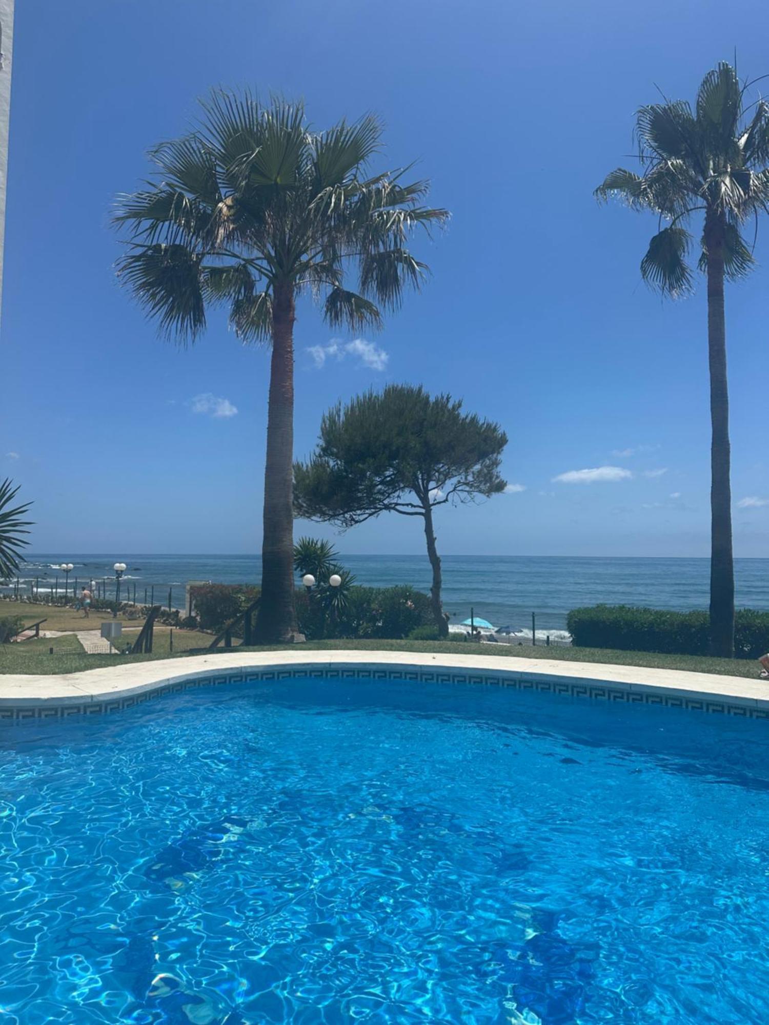 Oceanfront Mijas Apartment Екстериор снимка