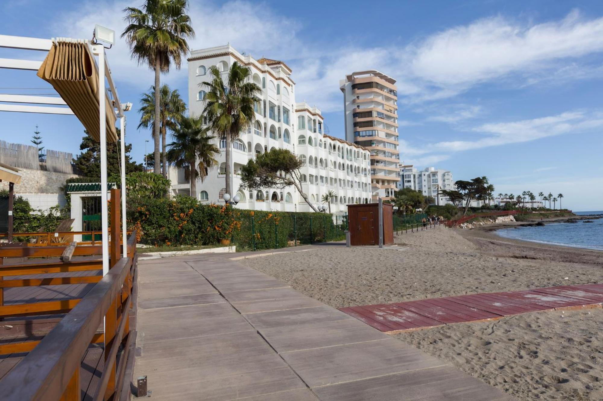 Oceanfront Mijas Apartment Екстериор снимка