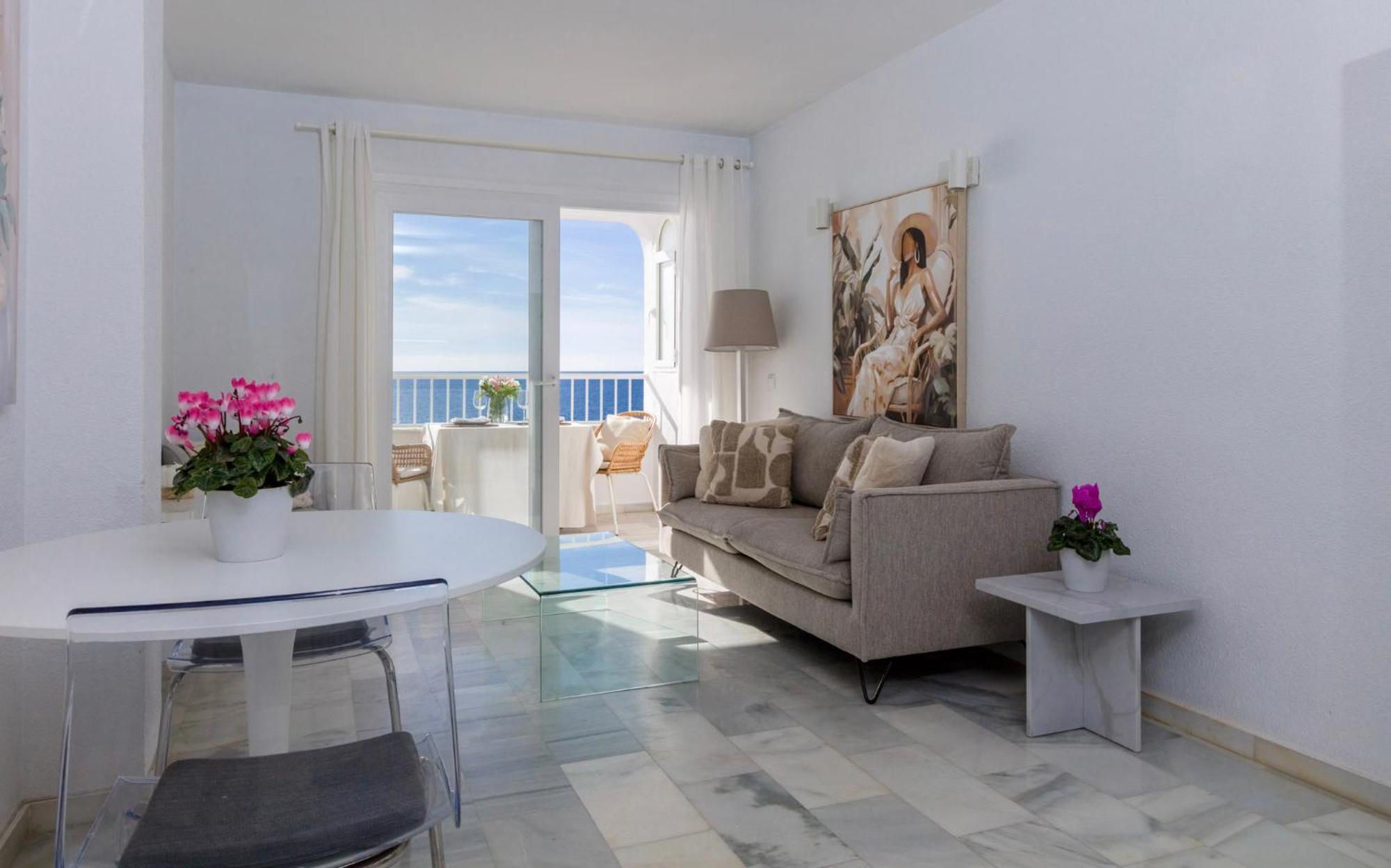 Oceanfront Mijas Apartment Екстериор снимка